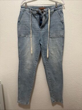 Judy Blue Light Wash Women's Denim Jogger Jeans - Blue